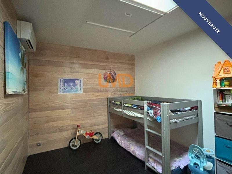 Maison - 151 m² - 6 pièces