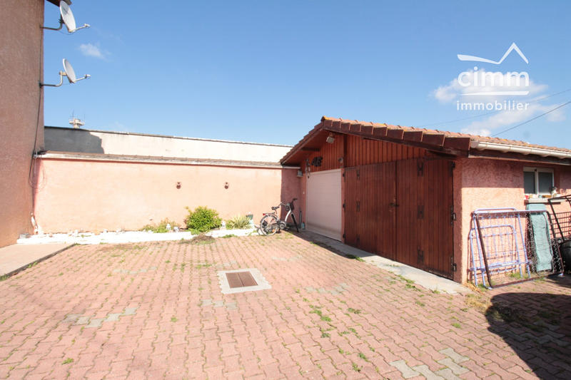 Maison - 209 m² - 8 pièces