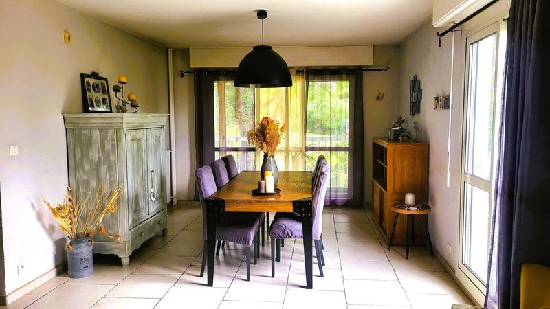 Appartement - 75 m² - 4 pièces