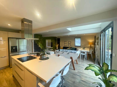 Maison - 105 m² - 5 pièces