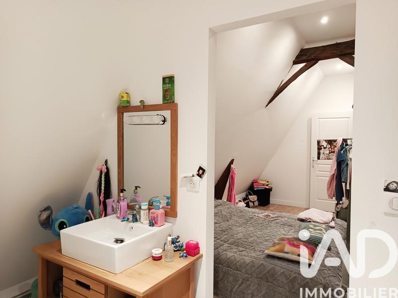 Maison - 342 m² - 10 pièces