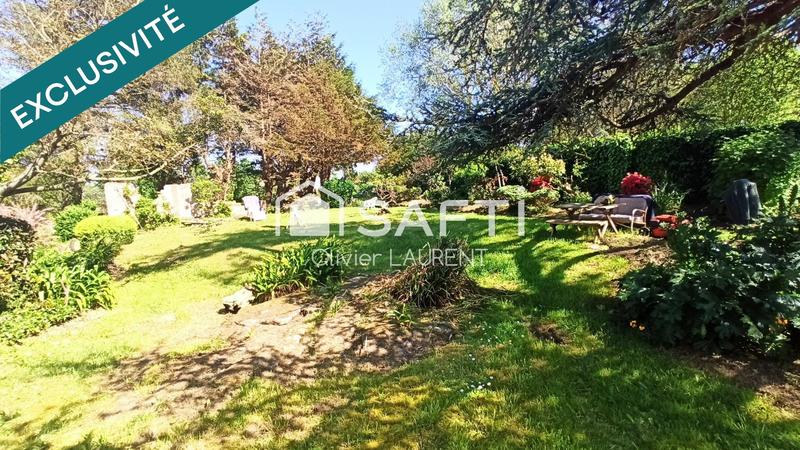 Maison - 252 m² - 9 pièces