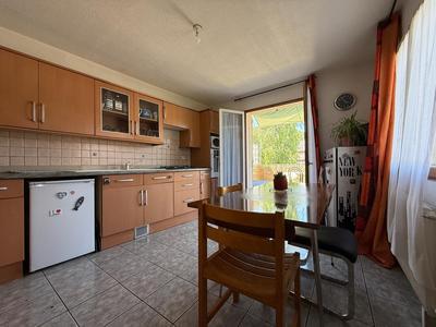 Maison - 100 m² - 9 pièces