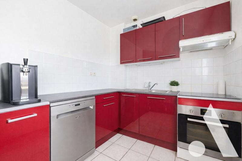 Maison - 80 m² - 5 pièces