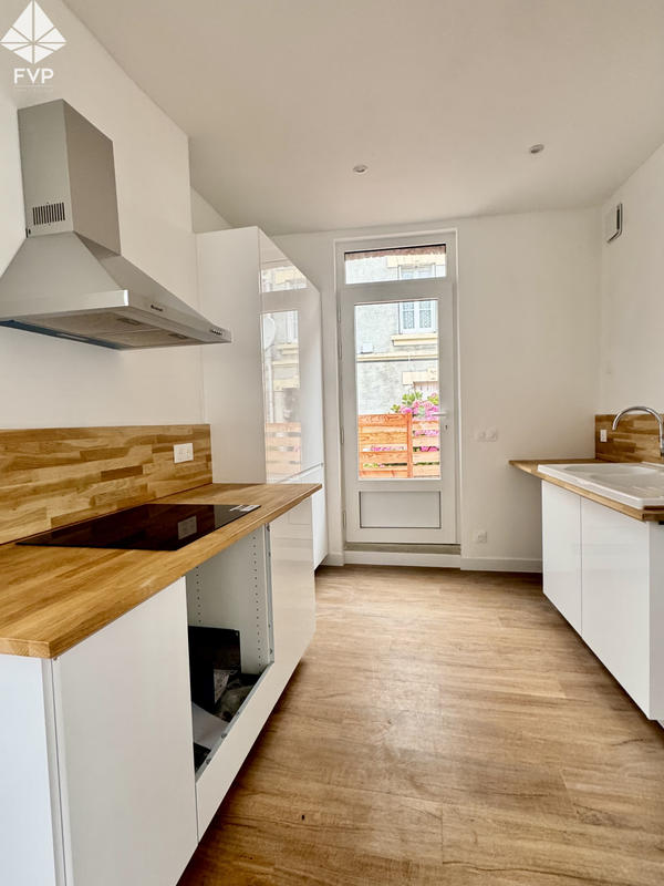 Appartement - 83 m² - 4 pièces