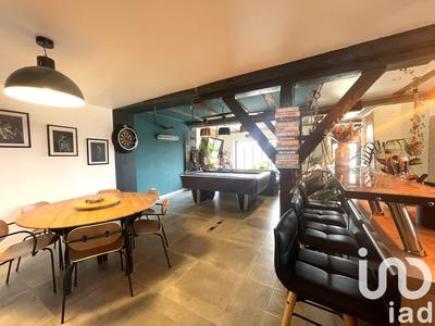 Maison - 174 m² - 8 pièces