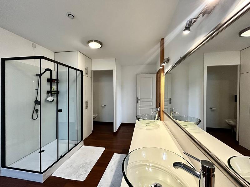 Maison - 190 m² - 6 pièces