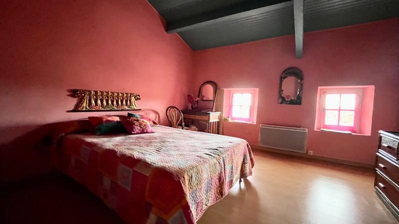 Maison - 92 m² - 5 pièces