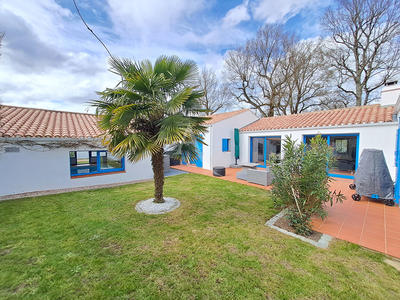 Maison - 223 m² - 7 pièces