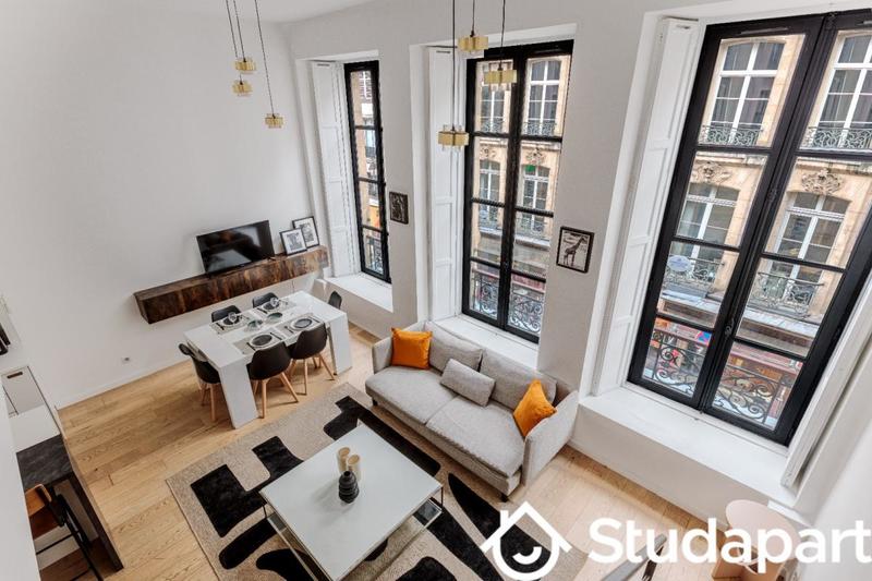 Appartement - 80 m² - 3 pièces