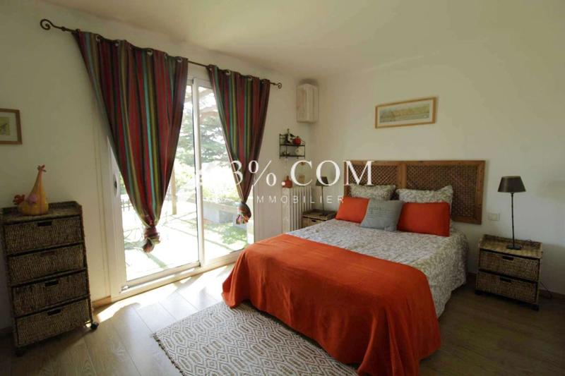 Maison - 290 m² - 9 pièces