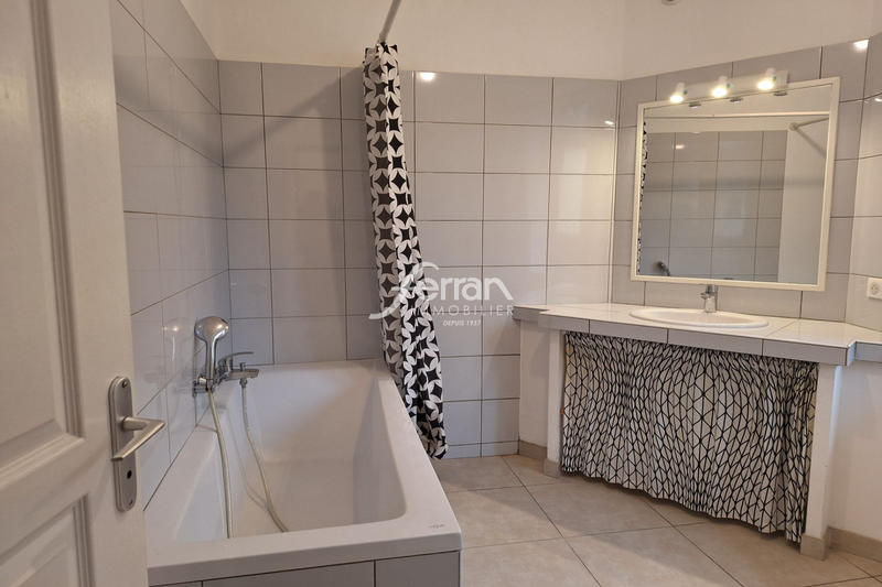 Villa - 130 m² - 4 pièces