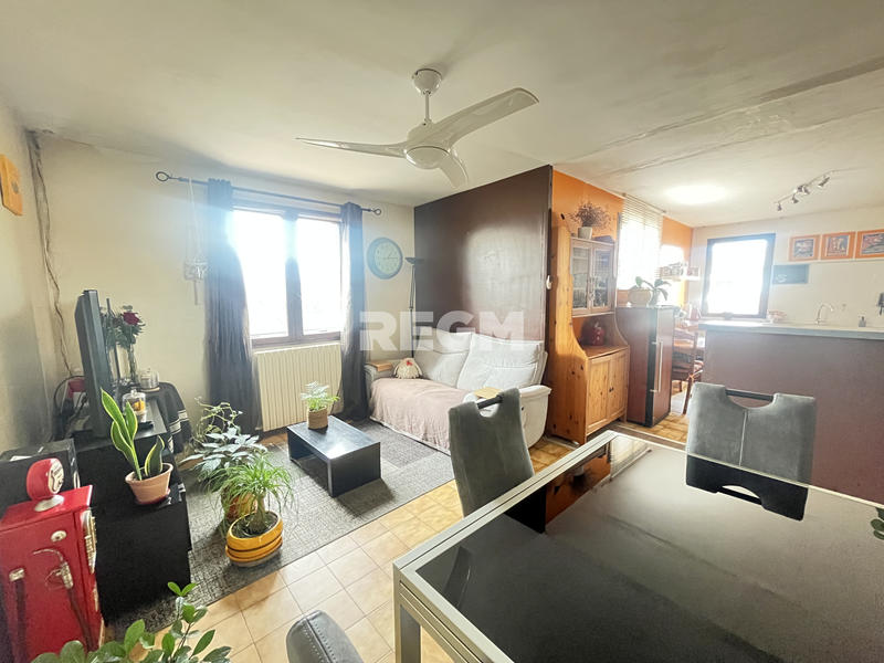 Maison - 180 m² - 7 pièces