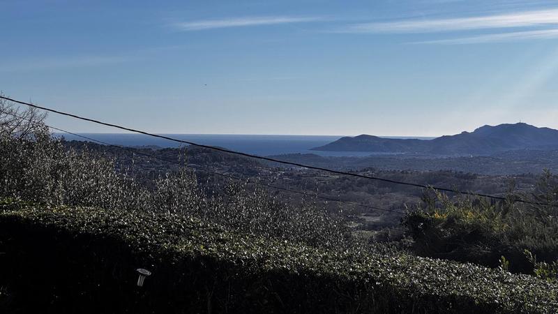 Villa - 223 m² - 9 pièces