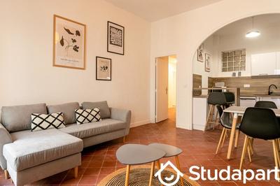 Appartement - 102 m² - 5 pièces