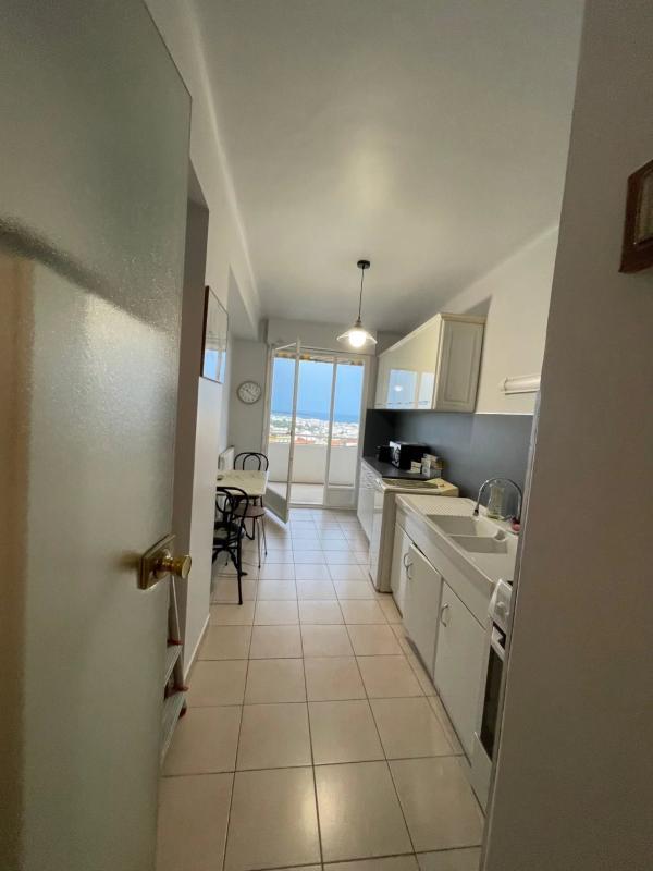 Appartement - 76 m² - 3 pièces