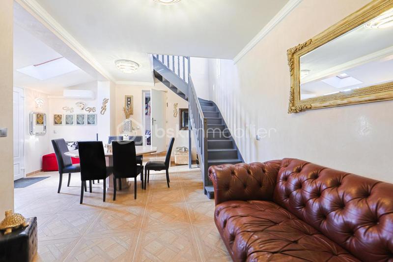 Maison de ville - 110 m² - 5 pièces