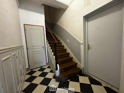 Immeuble - 191 m² - 6 pièces