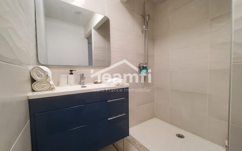 Villa - 176 m² - 6 pièces