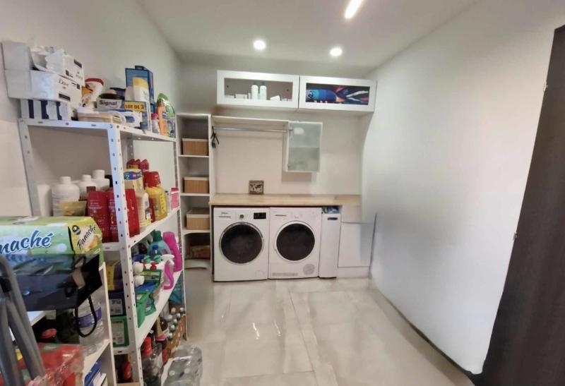 Maison - 170 m² - 5 pièces