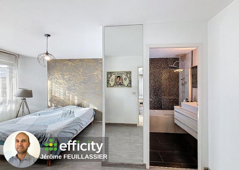 Appartement - 94 m² - 4 pièces