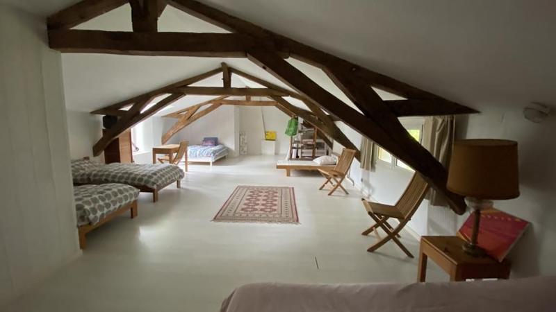 Maison - 300 m² - 7 pièces