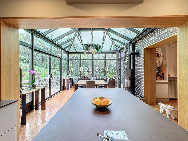 Maison - 167 m² - 7 pièces