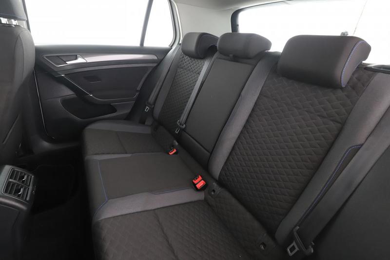 Volkswagen Golf VII 1.6 Tdi BlueMotion Tech Connect 115 ch