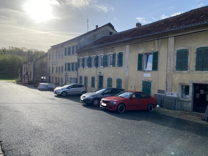 Maison - 800 m² - 1 pièce