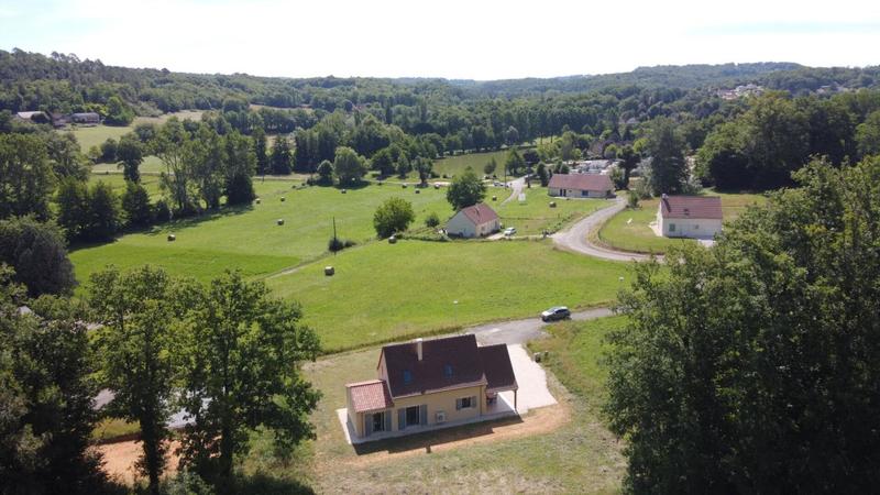 Terrain de lotissements - 1 247 m²