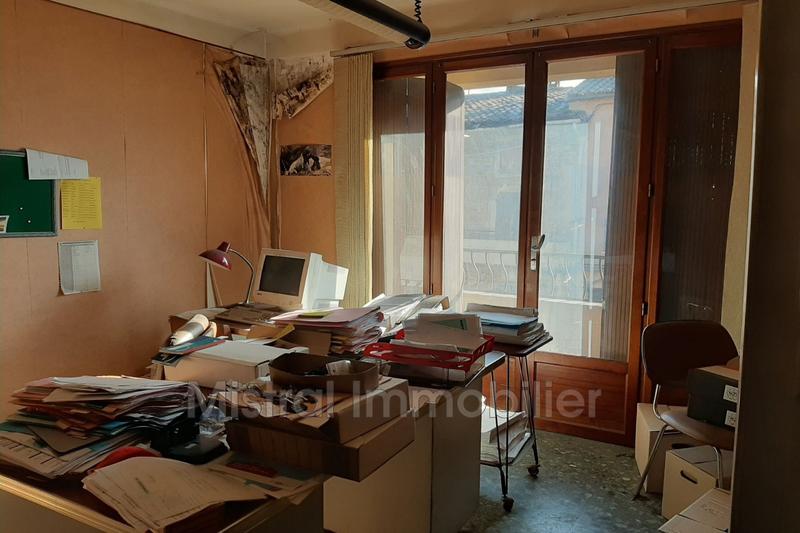 Local commercial - 652 m²