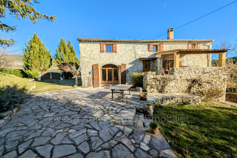 Maison en pierre - 165 m² - 6 pièces