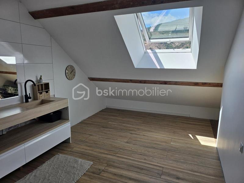 Maison de village - 252 m² - 8 pièces