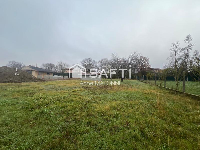 Terrain - 893 m²