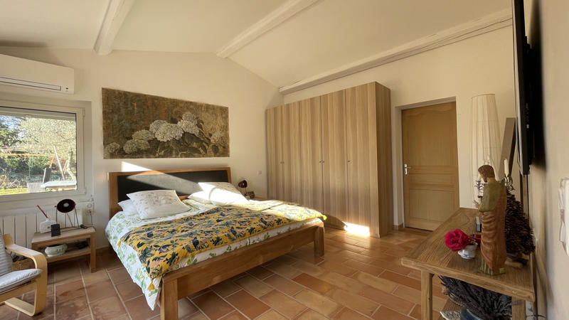 Maison - 200 m² - 7 pièces