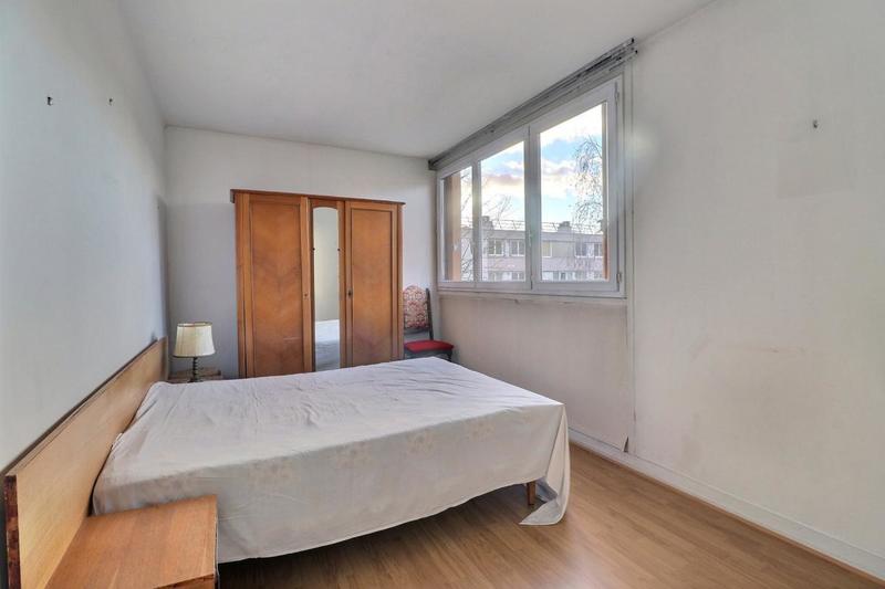 Appartement - 85 m² - 5 pièces