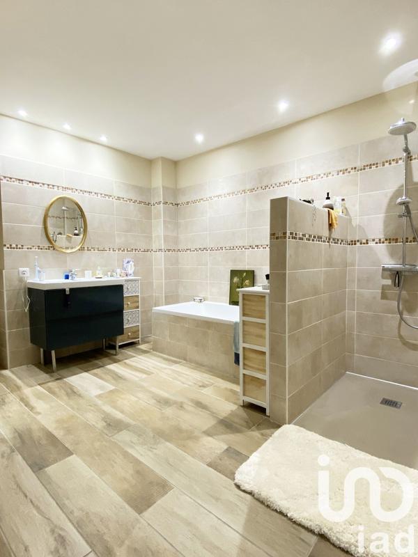 Maison - 130 m² - 3 pièces