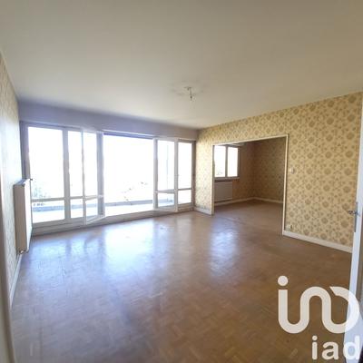 Appartement - 102 m² - 5 pièces