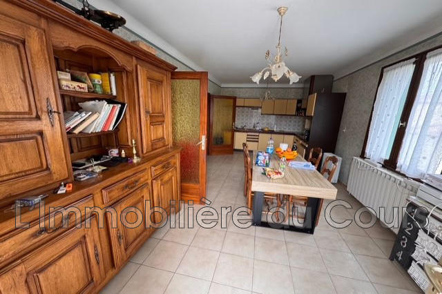 Maison - 181 m² - 4 pièces