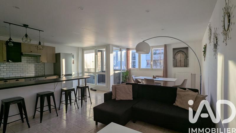 Appartement - 98 m² - 5 pièces