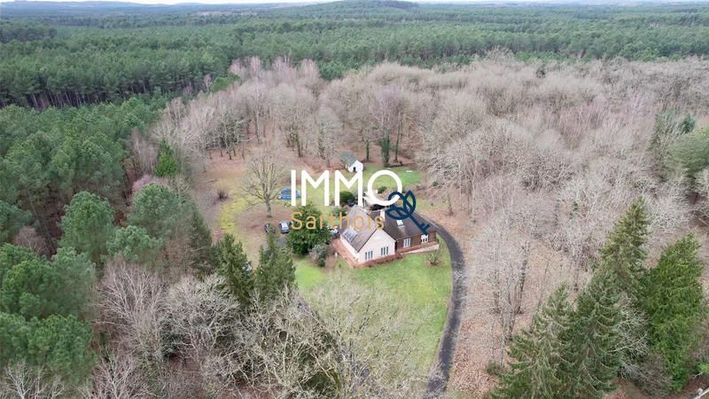 Maison - 186 m² - 10 pièces