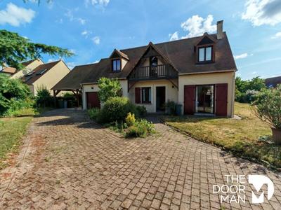 Maison - 139 m² - 6 pièces