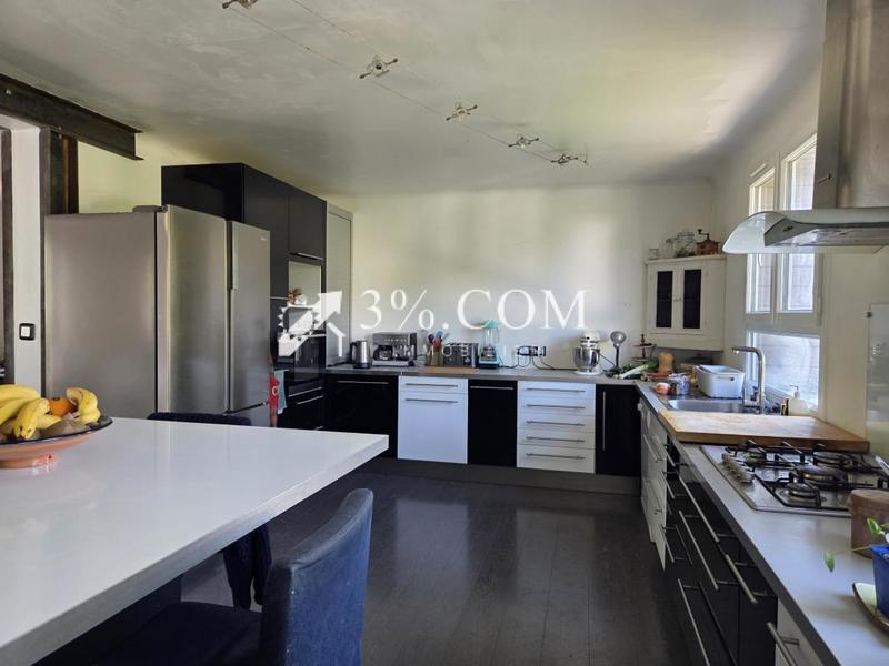 Maison - 177 m² - 6 pièces