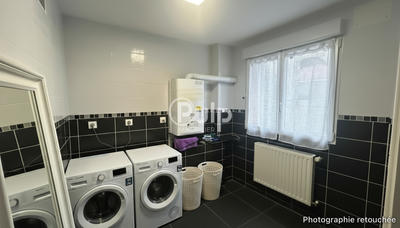 Pavillon - 140 m² - 4 pièces