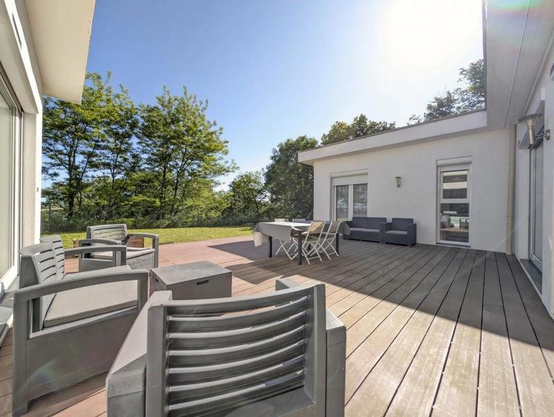 Maison - 196 m² - 6 pièces