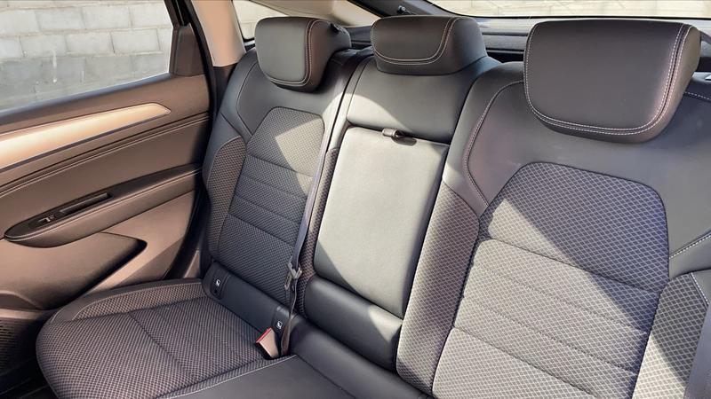 Renault Arkana 1.6 E-Tech 145 Edc Intens