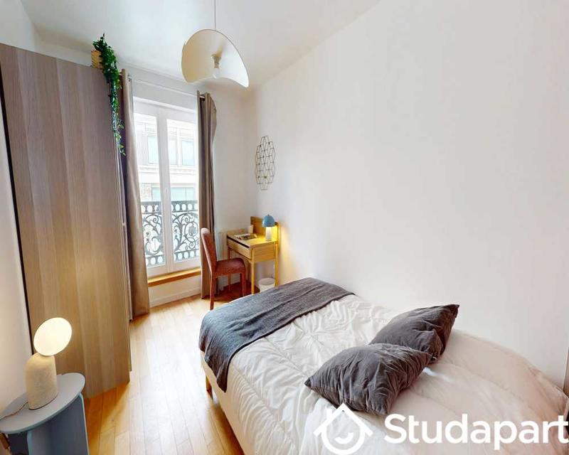 Chambre - 65 m² - 1 pièce