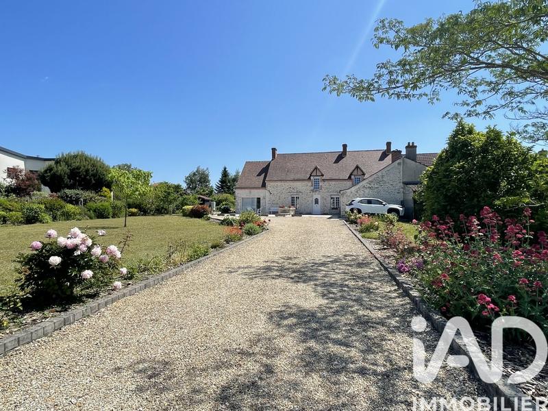 Maison - 184 m² - 7 pièces