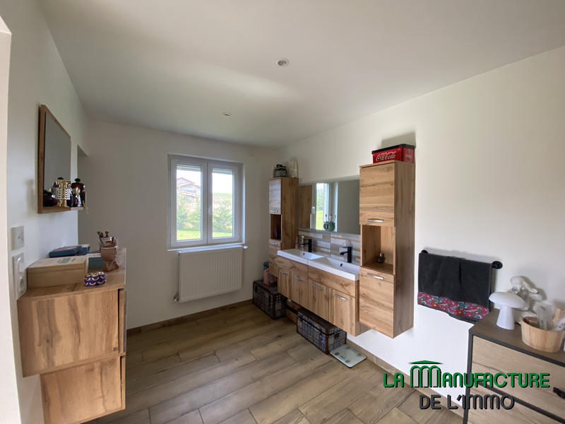 Maison - 136 m² - 6 pièces