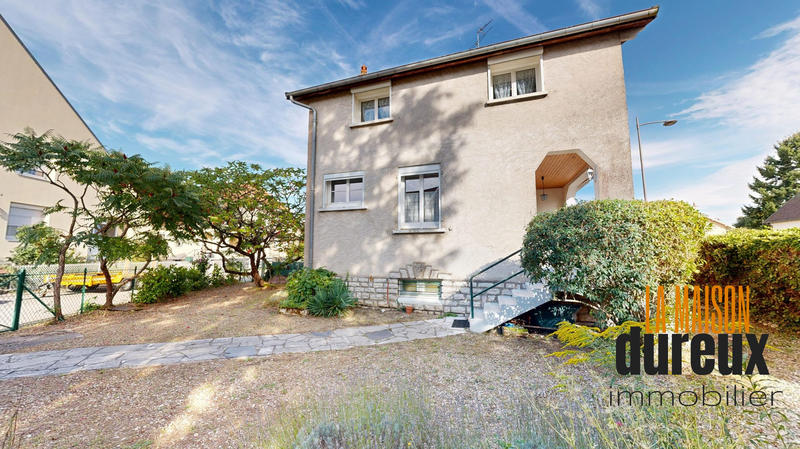 Maison - 112 m² - 5 pièces